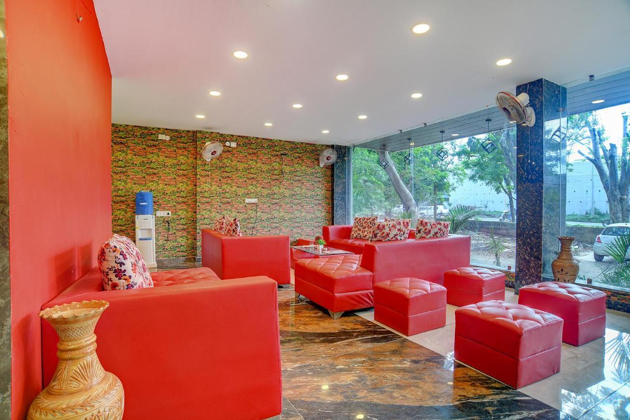 Fabhotel Rajat Crown Bhopal Eksteriør bilde